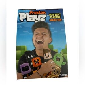 Preston Playz Mystery Plushie Series 1
Blind Box Brand New